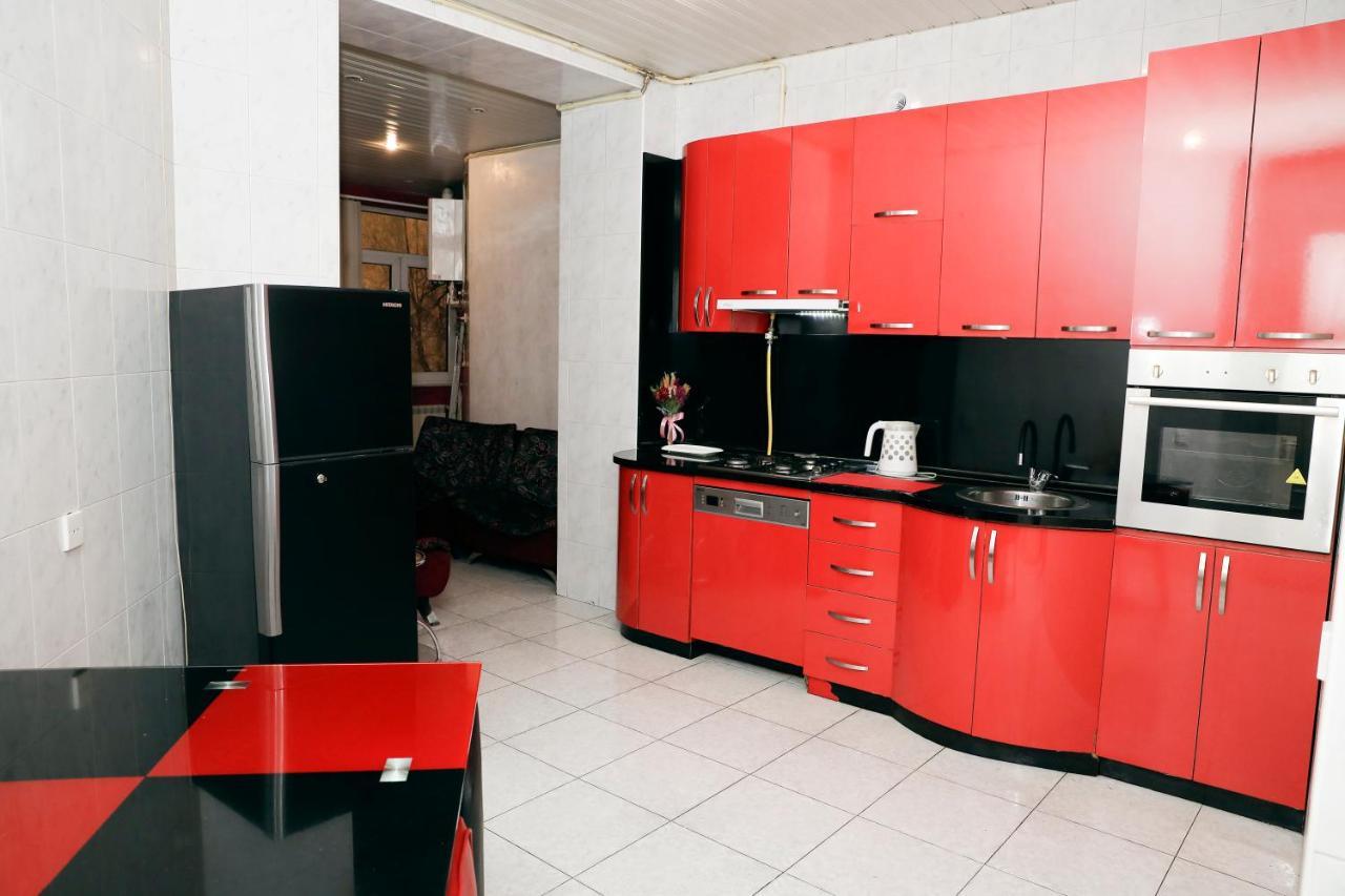 Big 3 Room Apartment On Republic Square Jerevan Buitenkant foto